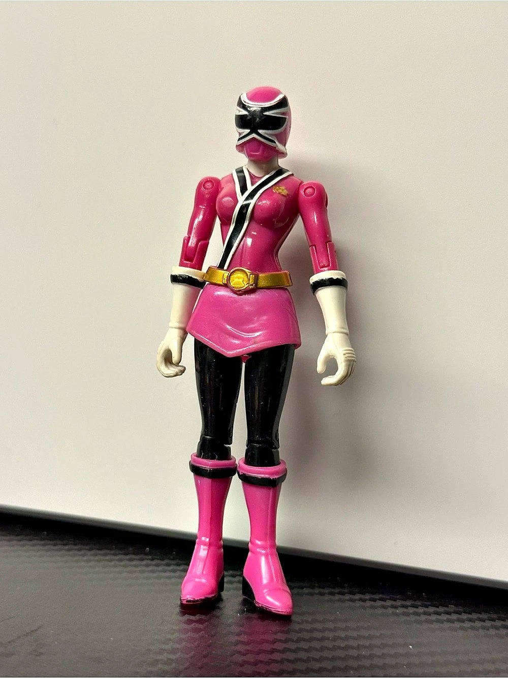 Bandai Power Rangers Samurai Pink Ranger 4-Inch Action Figure Action Figure Pink